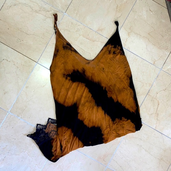 Akira Ombré Dress - Picture 2 of 5